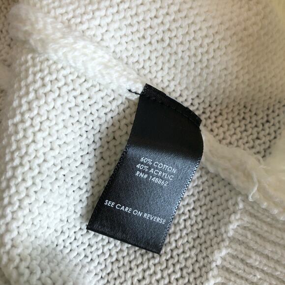 Torrid ivory white open front cropped cardigan sweater size 2 or 2X NWT - Picture 8 of 14